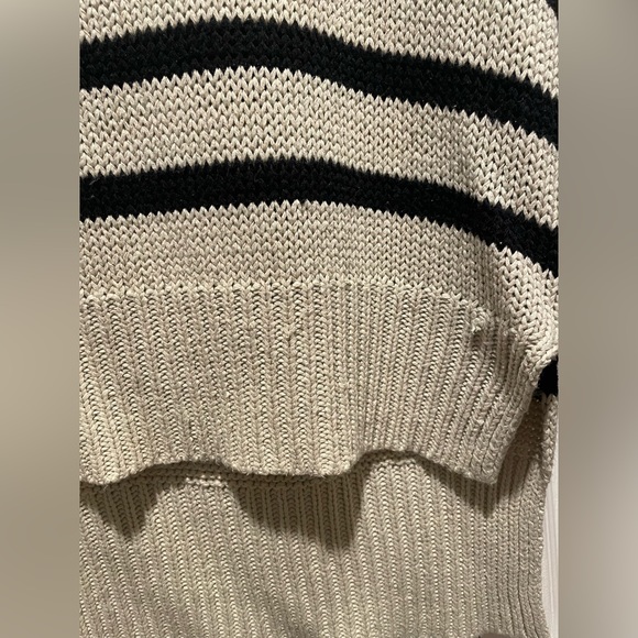 Design Lab Striped Sweater - Picture 6 of 6